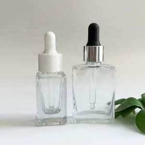 Flacon compte-gouttes rectangulaire en verre transparent givré blanc de 15 ml et 30 ml pour parfum, huile, sérum - Product Image 5