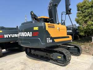 Nueva excavadora sobre orugas Hyundai HX130 de 13 toneladas en stock a la venta Características Motor Bomba Engranaje como componentes principales - Product Image 4