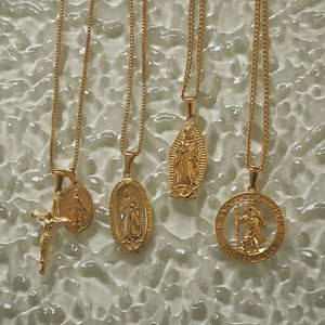 Collier à pendentif pour homme en or et en acier inoxydable, médaille catholique vintage de Saint Christophe Protect Us - Product Image 4