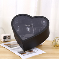 Couverture transparente Offre Spéciale personnalisée Emballage de rose en forme de cœur de luxe Boîtes cadeaux de fête des mères pour les fleurs et l'amour