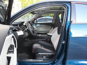 Lynk & Co 06 <span class=keywords><strong>Remix</strong></span> Usado, 1.5T 133kW 290N m SUV, 6 Bolsas de Aire, Buen Estado - Product Image 2