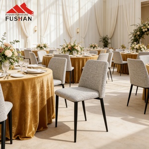 Sedie da Pranzo Commerciali in Metallo Nero Impilabili, Rivestite in Pelle o Tessuto Bouclé, Moderne e di Lusso per Hotel, Caffè, Ristoranti e Sale da Pranzo - Product Image 1