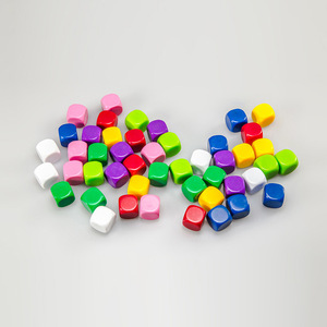 <span class=keywords><strong>30mm</strong></span> lớn các loại màu tròn góc D6 Acrylic Khối Tự làm tùy chỉnh Xúc xắc trống cho trò chơi trên bàn - Product Image 3