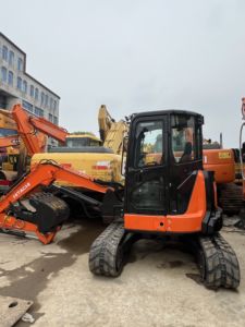 Mini pelle hydraulique d'occasion 5.5 tonnes Japon Hitachi Zx55u Zx55USR-5A Zaxis 55 à bas prix Hitachi Zx55 de haute qualité - Product Image 5