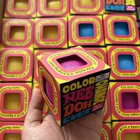 Jouet Squishy Cube Morph Coloré Bicolore Texture Mate Effet Farine Change de Couleur à la Pression Bords Arrondis Toucher Soyeux à Presser