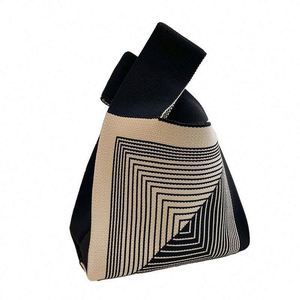 Free Sample Fashion <b>Cute</b> Knitted Handbag Casual Women Knot Wrist Knitted Tote Bag Mini <b>Purse</b> - Product Image 1