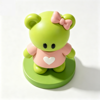 Figurine de bureau personnalisable en PVC, Ours vert adorable avec ballon de football, série Blind Box, 5 cm, jouet décoratif unisexe, cadeau pour les 14 ans et plus