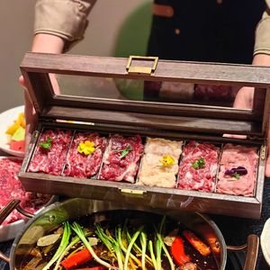 Plateau rectangulaire de bœuf Wagyu avec couvercle pour restaurants de hot pot et de barbecue, idéal pour les fêtes - Product Image 5