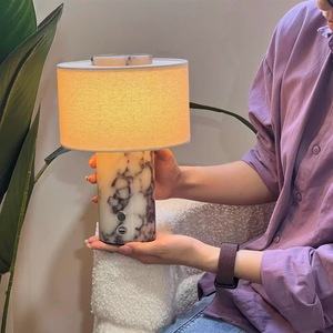 Lampe de chevet rétro en marbre de luxe léger, design créatif et tendance, style Wabi-sabi, lampe de table <span class=keywords><strong>d</strong></span>écorative avec abat-jour en tissu - Product Image 3