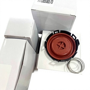 Bouchon de réservoir d'essence pour BMW 11128508570, couvercle de soupape de moteur en plastique pour BMW - Product Image 2