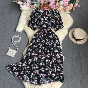 Robe décontractée à fleurs à manches courtes Robe tunique imprimée à col rond pour femmes Robe en mousseline de soie simple - Product Image 1