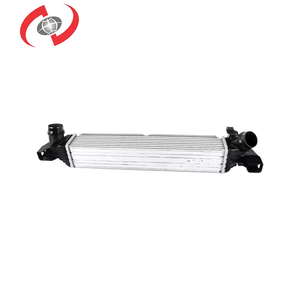 Refroidisseur intermédiaire de moteur de refroidisseur d'air de charge durable de pièces d'auto à haute densité pour BMW/<span class=keywords><strong>MINI</strong></span> 17518645761 - Product Image 2