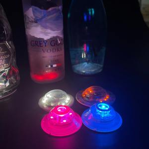 Posavasos con Luces LED <span class=keywords><strong>para</strong></span> Vasos, Adhesivos Decorativos Impermeables <span class=keywords><strong>para</strong></span> Botellas de Vino, Posavasos <span class=keywords><strong>para</strong></span> Bar, Venta al por Mayor del Fabricante - Product Image 3