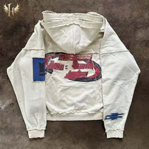 Veste personnalisée 100% coton surdimensionnée avec patchs imprimés effet vieilli, broderie cousue main, surpiqûres, coupe courte, peinte à la main, effet acide - Product Image 2