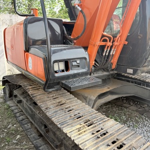 Excavatrice Hitachi ZX120 d'occasion de haute qualité, 12 tonnes, sur chenilles, faible nombre d'heures de travail, prix abordable, engin de construction d'occasion en stock - Product Image 4