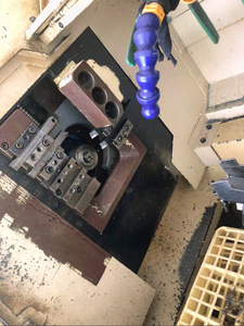 Tour à tête coulissante <span class=keywords><strong>suisse</strong></span> Tsugami d'<span class=keywords><strong>occasion</strong></span> B018-III, double broche, pour barres jusqu'à 18 mm, <span class=keywords><strong>machine</strong></span> de tournage CNC 3 axes pour métaux - Product Image 3