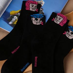 Chaussettes de streetwear pour hommes et femmes, chaussettes à motif de personnage de dessin animé, jacquard, respirantes, en mélange de coton, chaussettes tendance pour un usage quotidien et décontracté - Product Image 6