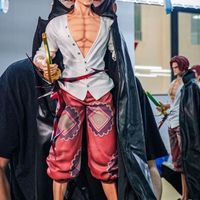 Figurine d'action en PVC de grande taille Shanks aux cheveux rouges, 67 cm, décoration d'anime japonaise, modèle de statue GK avec emballage d'origine, unisexe