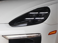Phares LED de style Matrix PDLS pour Porsche Cayenne 958 (2015-2017) - Assemblage de phares avant Plug and Play
