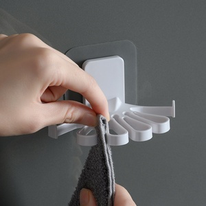 High-capacity <b>Wall</b> Rack Bathroom Towel Rack Self-adhesive Plastic <b>Hook</b> Storage Towel Storage Rack - Product Image 6