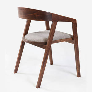 Chaise de salle <span class=keywords><strong>à</strong></span> manger scandinave moderne en bois massif avec siège en tissu et accoudoirs pour hôtels et villas - Product Image 2