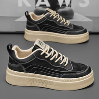 Chaussures de course confortables et tendance pour hommes avec un design de niche personnalisé, semelle souple respirante et style rond