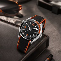 Montre à quartz pour homme style hippocampe, cadran 45 mm, étanche 30 m, calendrier, aiguilles lumineuses, bracelet en alliage et nylon, fermoir caché, aiguille de pointeur
