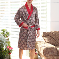 Vente flash : Ensemble de pyjama et robe de chambre en satin pour homme à prix avantageux