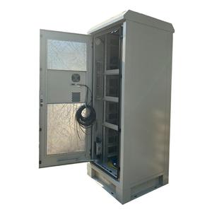 Armoire réseau extérieure double paroi 2,1 m personnalisée 42U pour télécommunications, modèle LA-S, à poser au sol - Product Image 1