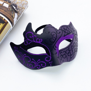 Nueva Máscara de Media Cara Estilo Veneciano Pintada con Polvo Dorado, Máscara de Ojos para Adultos, Accesorio de Fotografía para Halloween - Product Image 5