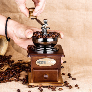 Molinillo de Café Manual L-BEANS con Núcleo de Hierro Fundido y Base de Madera, Modelo 8521 para Uso Doméstico - Product Image 3