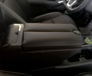 CARFU Hot Sale Car Interior Accessories Universal With 6 USB Car Armrest Box AC-469 - Product Image 6