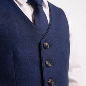 Uniforme Escolar Formal para Niños al por Mayor, Conjunto de Cuatro Piezas: Chaleco Azul Marino, Camisa Blanca de Manga Larga, Corbata y Pantalones, Uniforme Escolar Personalizado - Product Image 2