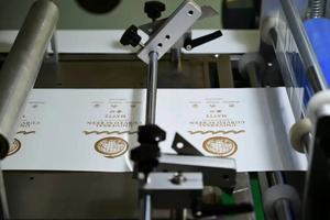 No hay límites de corte y límites de puntos sin <span class=keywords><strong>tarifas</strong></span> mensuales y anuales Máquina de corte de película hidrocoagulable TPU para teléfonos inteligentes calientes - Product Image 6