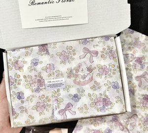 Papel de seda de 17g para embalaje, diseño de gato de dibujos animados con flor morada, papel de regalo para ropa, papel decorativo para embalaje, personalizable - Product Image 1