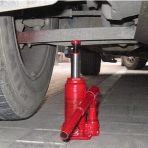 Crics de chariot hydrauliques 2 T et 5 T Fournitures d'urgence verticales pour véhicules à commande manuelle avec capacité de 2 tonnes et 5 tonnes - Product Image 4