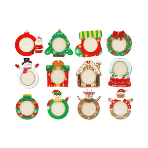 Marco de Fotos Circular de Madera para Árbol de Navidad, Adorno Personalizado para Regalo Navideño - Product Image 4