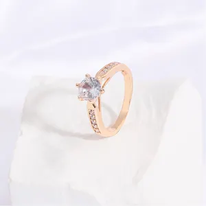 Groothandel Fashion Engagement Ring Vrouw Sieraden 18K Goud Verharde Diamond Wedding Ring Set