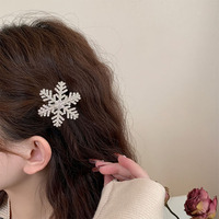 Petit clip femme avec diamant flocon de neige canard bec clip princesse flocon de neige requin clip grande épingle à cheveux flocon de neige en métal