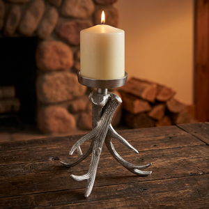 Portavelas de aluminio fundido con asta decorativa de estilo lujoso hecho en La India para cena romántica y decoración de fiesta de cumpleaños - Product Image 2