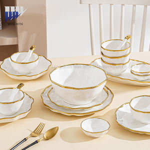 طقم أطباق وأوعية سيراميك بتصميم عصري بسيط مع حواف ذهبية متموجة غير منتظمة - Product Image 2