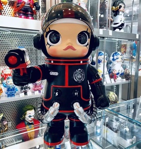 MOLLY MEGA SPACE 400%1000% Trevor Andrew 2.0 Muñeca de Moda Adorable, Adornos Decorativos, Regalo Sorpresa - Product Image 6