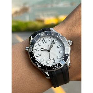 Reloj mecánico de primera calidad, platino y acero inoxidable perfectamente integrados para presentar un efecto visual sofisticado y noble. - Product Image 6
