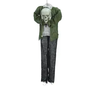 Decorazione <span class=keywords><strong>di</strong></span> <span class=keywords><strong>Halloween</strong></span>: Scheletro Animatronico Verde <span class=keywords><strong>da</strong></span> Appendere con Occhi Luminosi e Bocca Parlante, Accessorio per Feste, 3 Batterie AAA - Product Image 1
