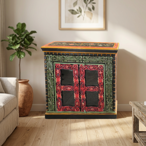Armoire de rangement vintage en bois massif peinte à la main avec porte sculptée, meuble artisanal pour cuisine et salon - Product Image 2