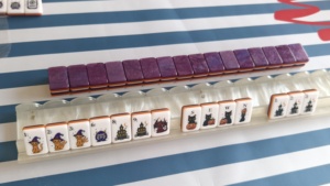 <span class=keywords><strong>Jeu</strong></span> de Mahjong Halloween Chat avec 160 Tuiles Acryliques, Motifs Chapeau de Sorcière et Citrouille, et Sac de Rangement pour <span class=keywords><strong>D</strong></span>ébutants - Product Image 2