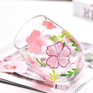 Bicchieri <span class=keywords><strong>e</strong></span> <span class=keywords><strong>Calici</strong></span> in Vetro Dipinti a Mano con Motivi Floreali per Uso Domestico <span class=keywords><strong>e</strong></span> Occasioni Speciali - Product Image 1
