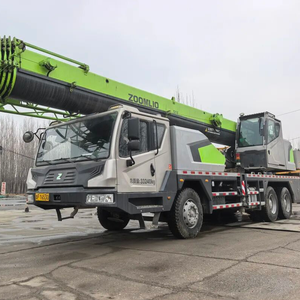 Grue sur camion Zoomlion de 25 tonnes, hauteur de levage de 60 m, grue mobile tout-terrain, poids de 33240 kg, certifiée EPA, modèle 2023 - Product Image 3