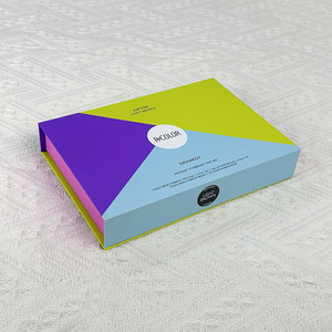 Wholesale ECO Recycle Cardboard Magnetic Closure Packaging Gift <b>Boxes</b> for <b>Clothes</b> - Product Image 3
