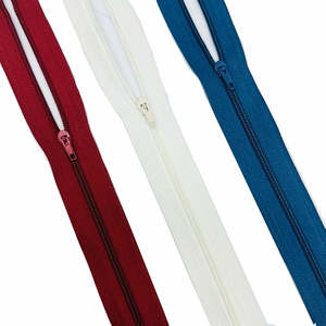 סיטונאי מפעל לא 3 רוכסן ניילון מותאם אישית עבור תיק מזוודות תיק אביזר של בגד - Product Image 5